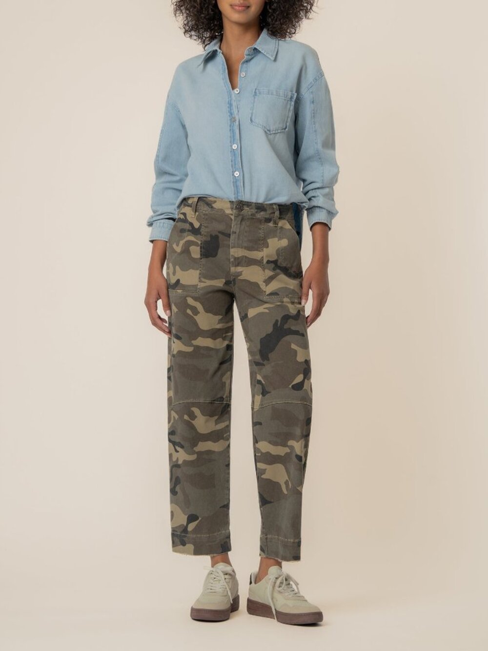 Kut from the Kloth Ashton High Rise Wide Leg Barrel, Petite Size 14P14P / Olive